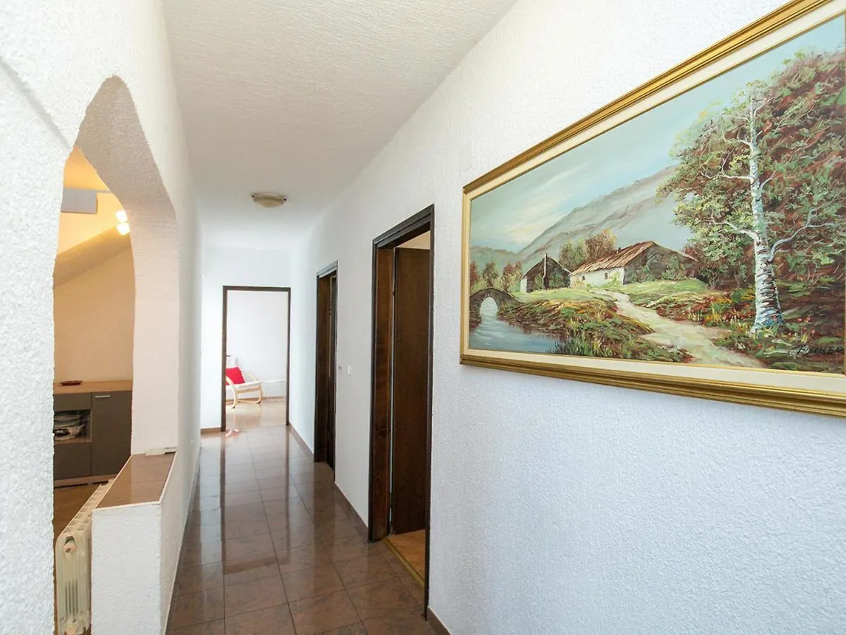 Villa Marty With Private Pool And Jacuzzi Rosini