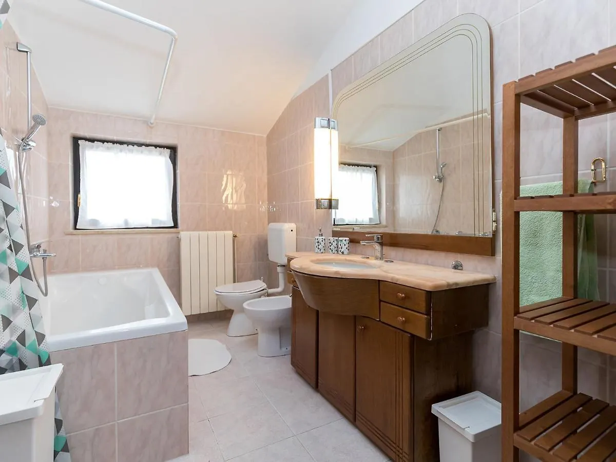 Villa Marty With Private Pool And Jacuzzi Rosini